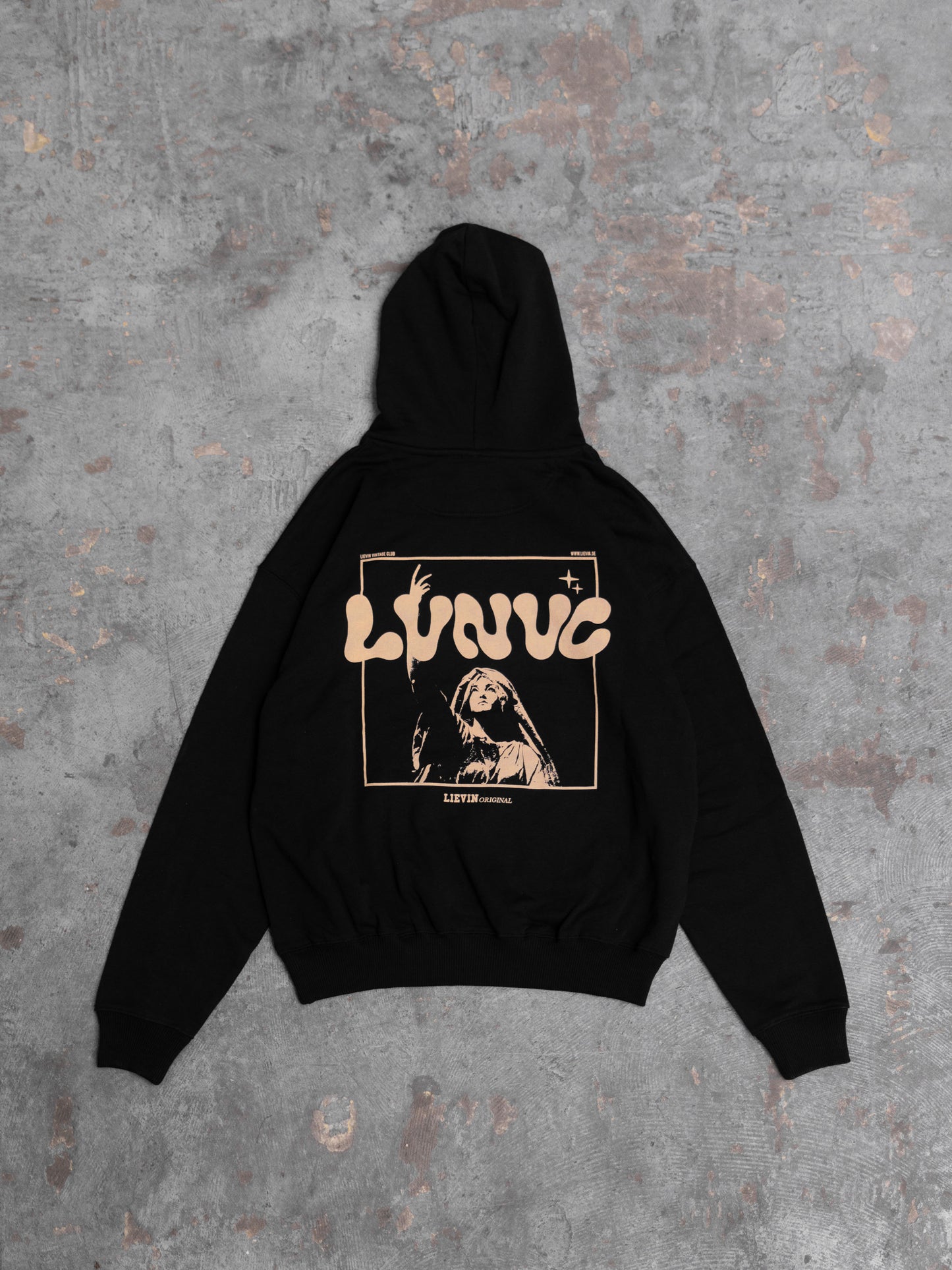 LVNVC HOODIE